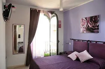 Oda ve Kahvaltı Notos