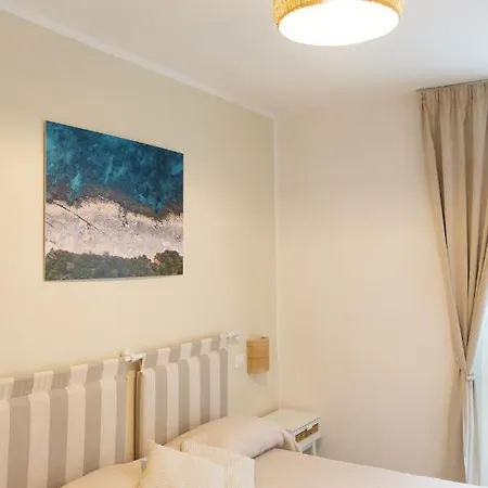 Notos Bed & Breakfast 4*