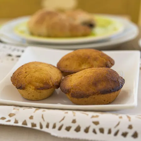 Notos Bed & Breakfast 4*