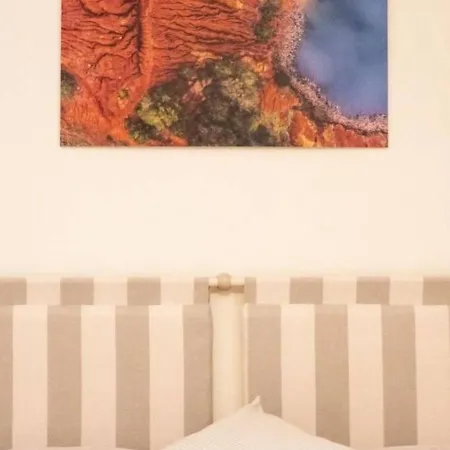 Notos Bed and breakfast 4*